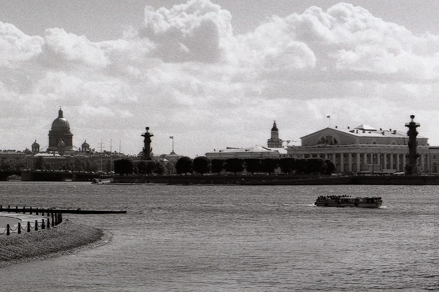 Черно белый Петербург